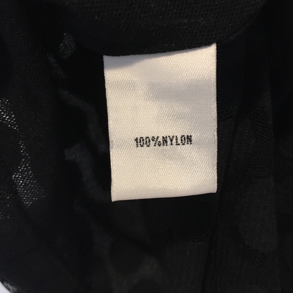 KC polka dots top - Picture 8 of 8